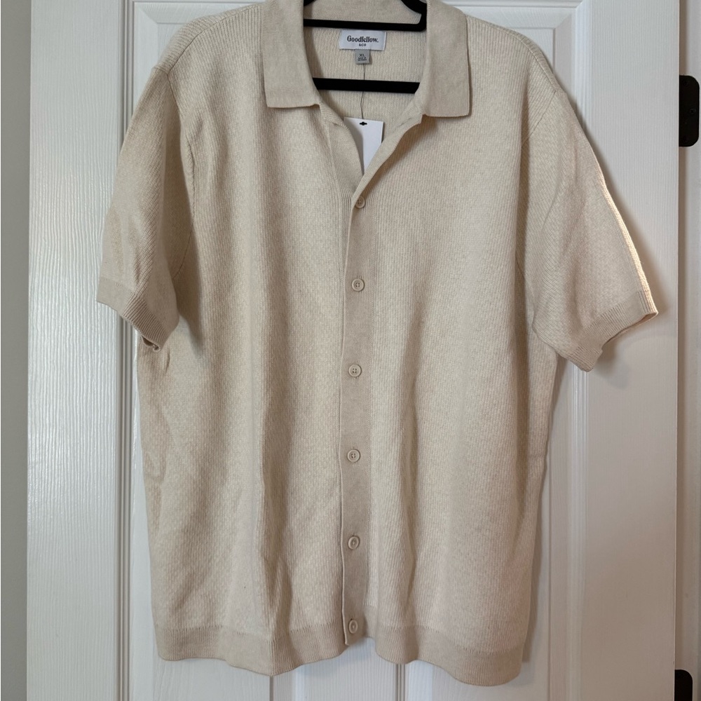 Sullivan & Son Cream Short Sleeve Sweater